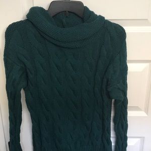 Banana Republic Green Sweater (Size M)